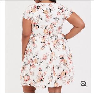 Button down white & peach floral midi TORRID dress
